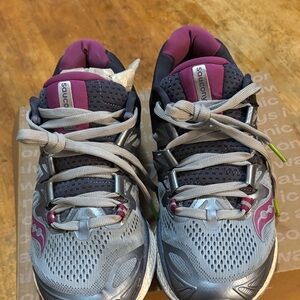 Saucony Women's Athletic Shoes in Gray and Purple